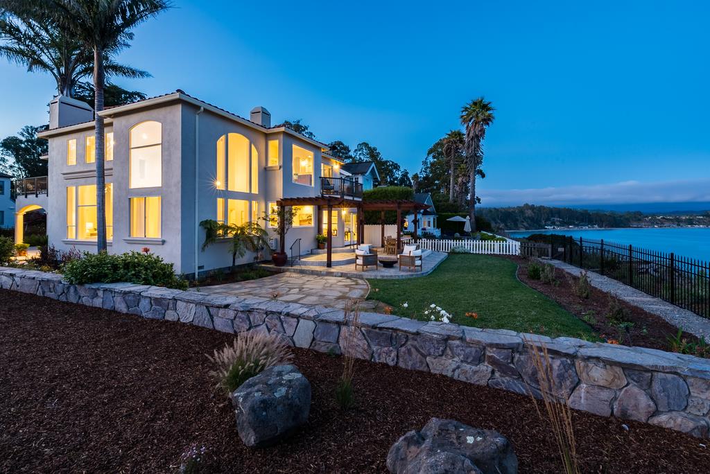 102 Livermore Avenue