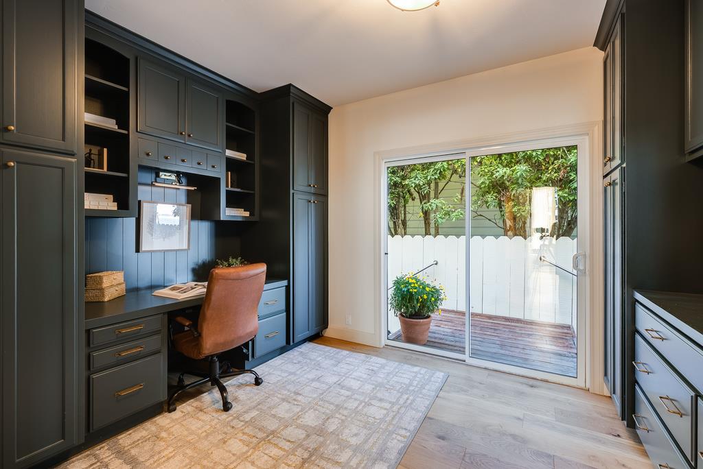 102 Livermore Avenue