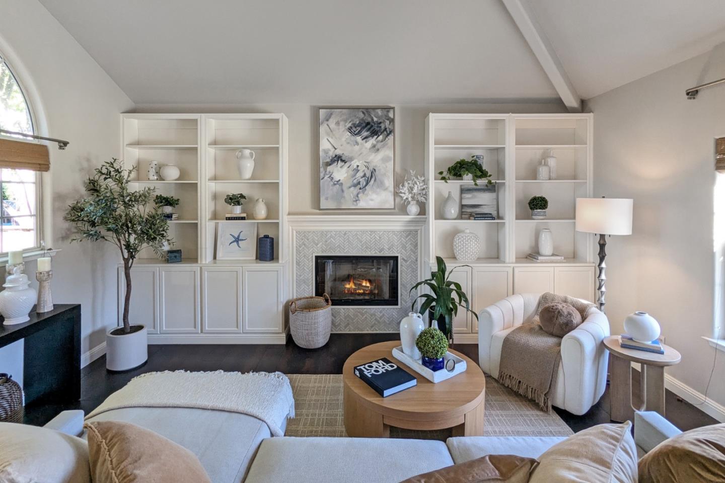 755 Eddy Lane
