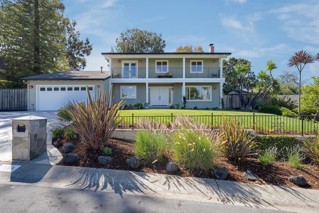 1455 Redwood Drive