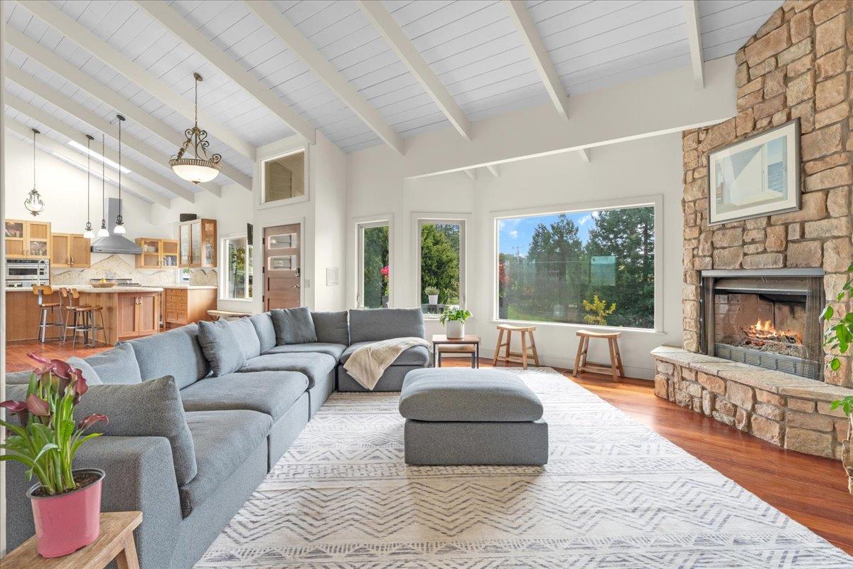 1501 Hidden Valley Road