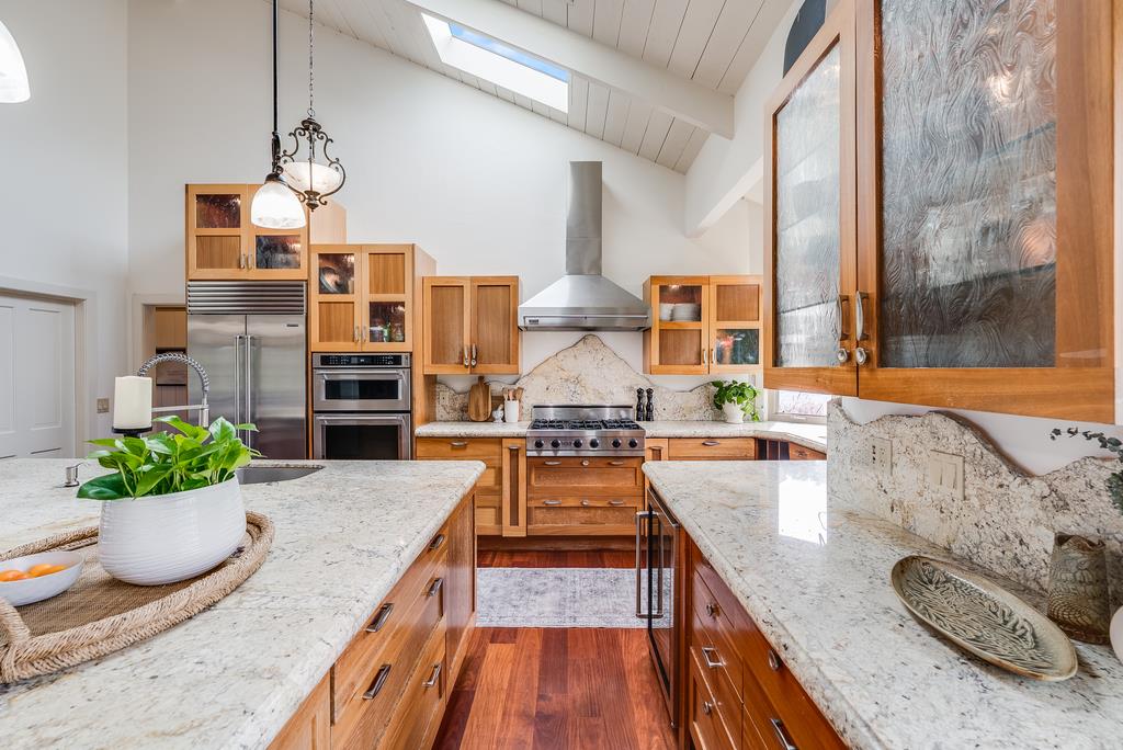 1501 Hidden Valley Road