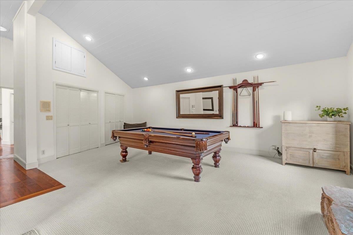 1501 Hidden Valley Road