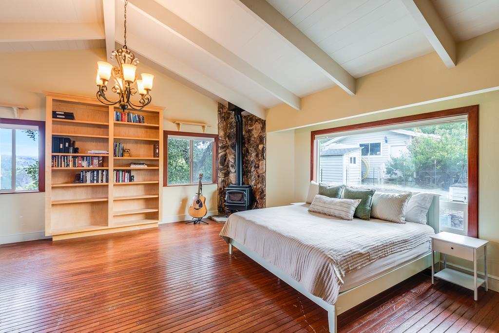 1501 Hidden Valley Road