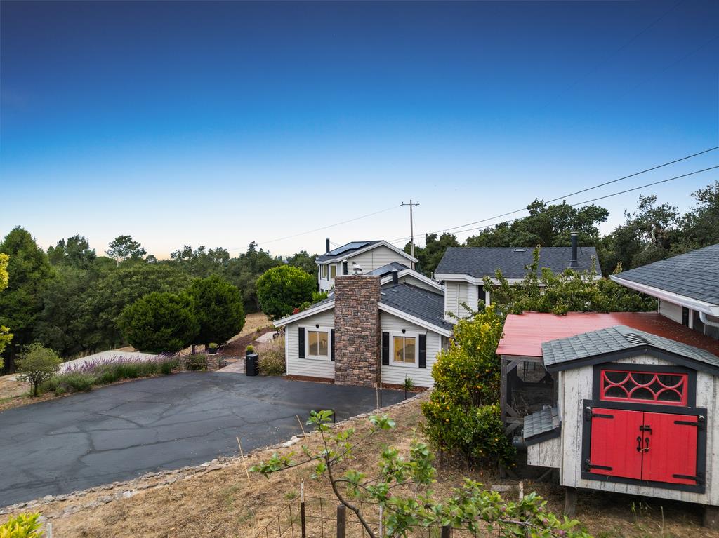 1501 Hidden Valley Road