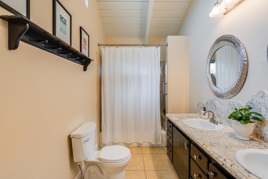 1501 Hidden Valley Road