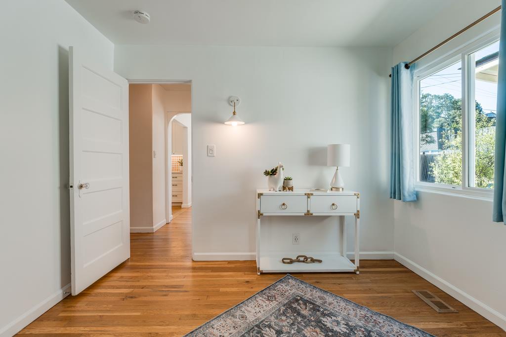 103 Winfield Way