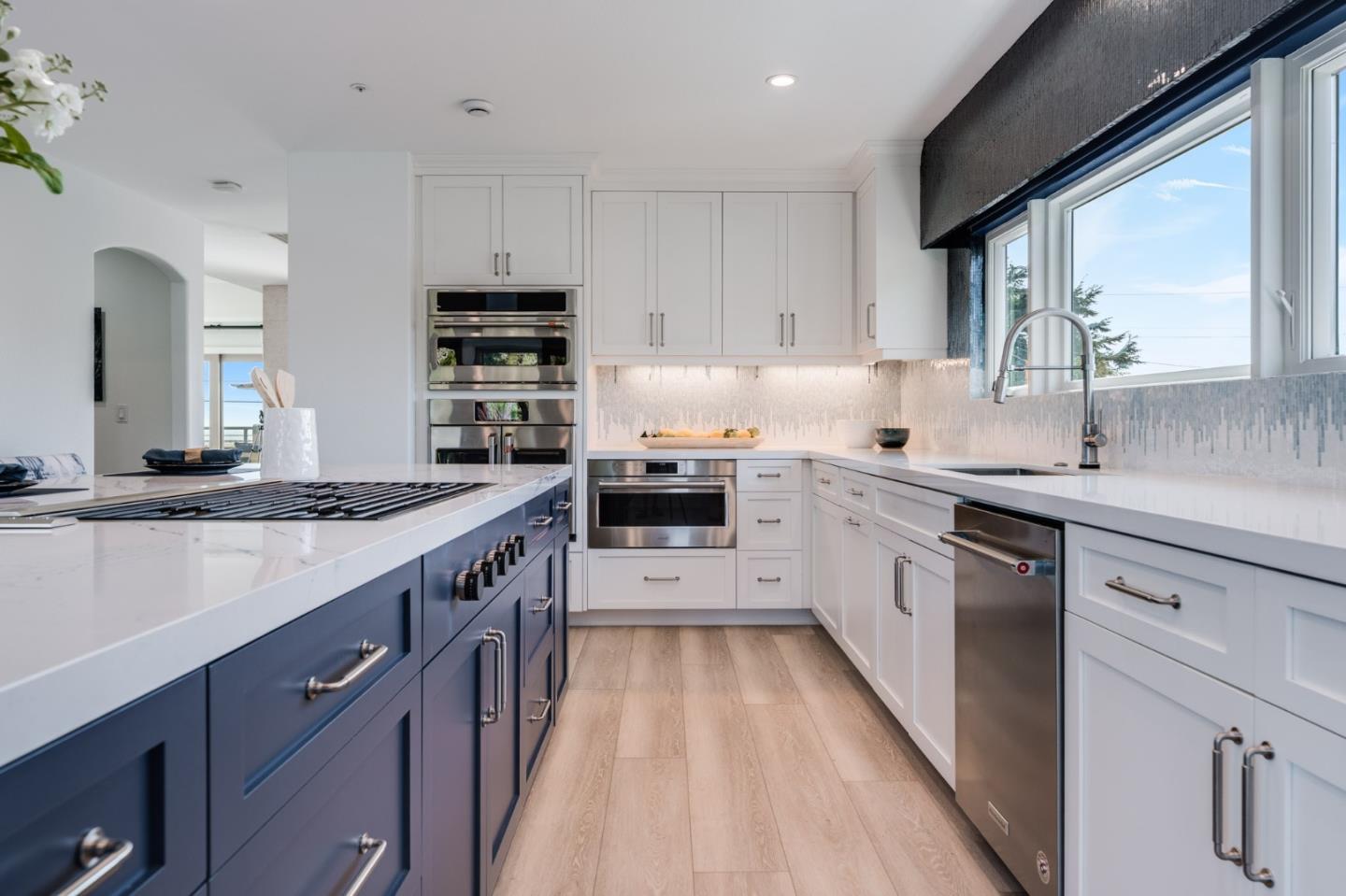 641 Bayview Drive