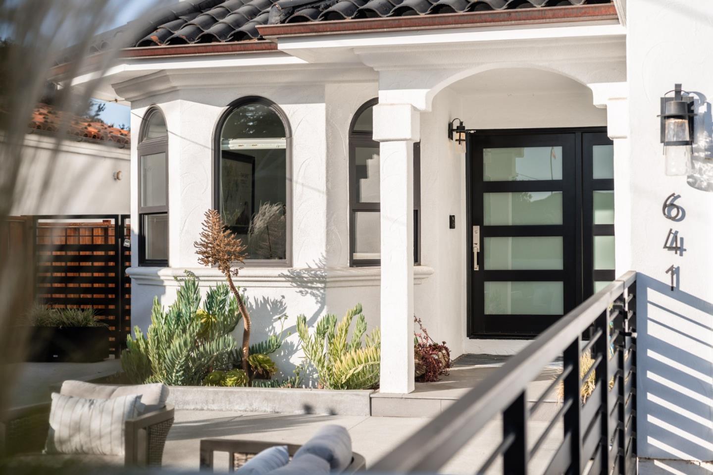 641 Bayview Drive