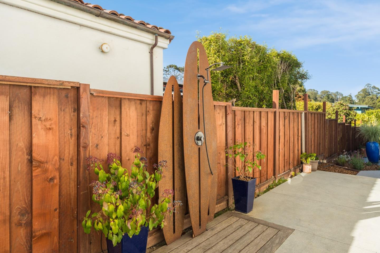 641 Bayview Drive