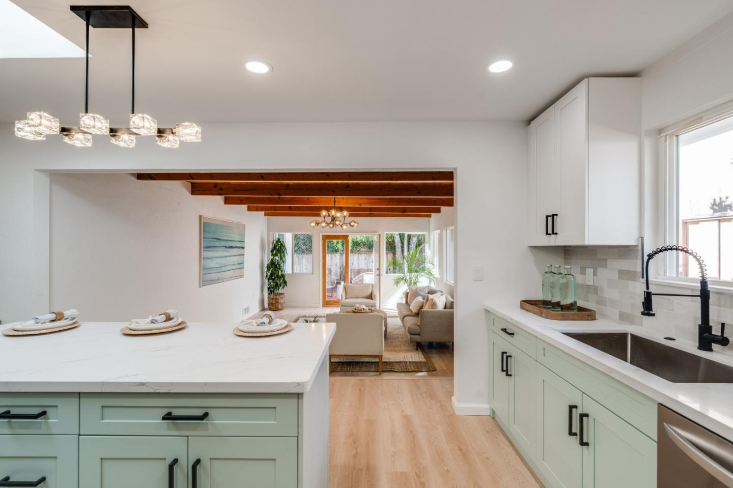 506 Bayview Drive
