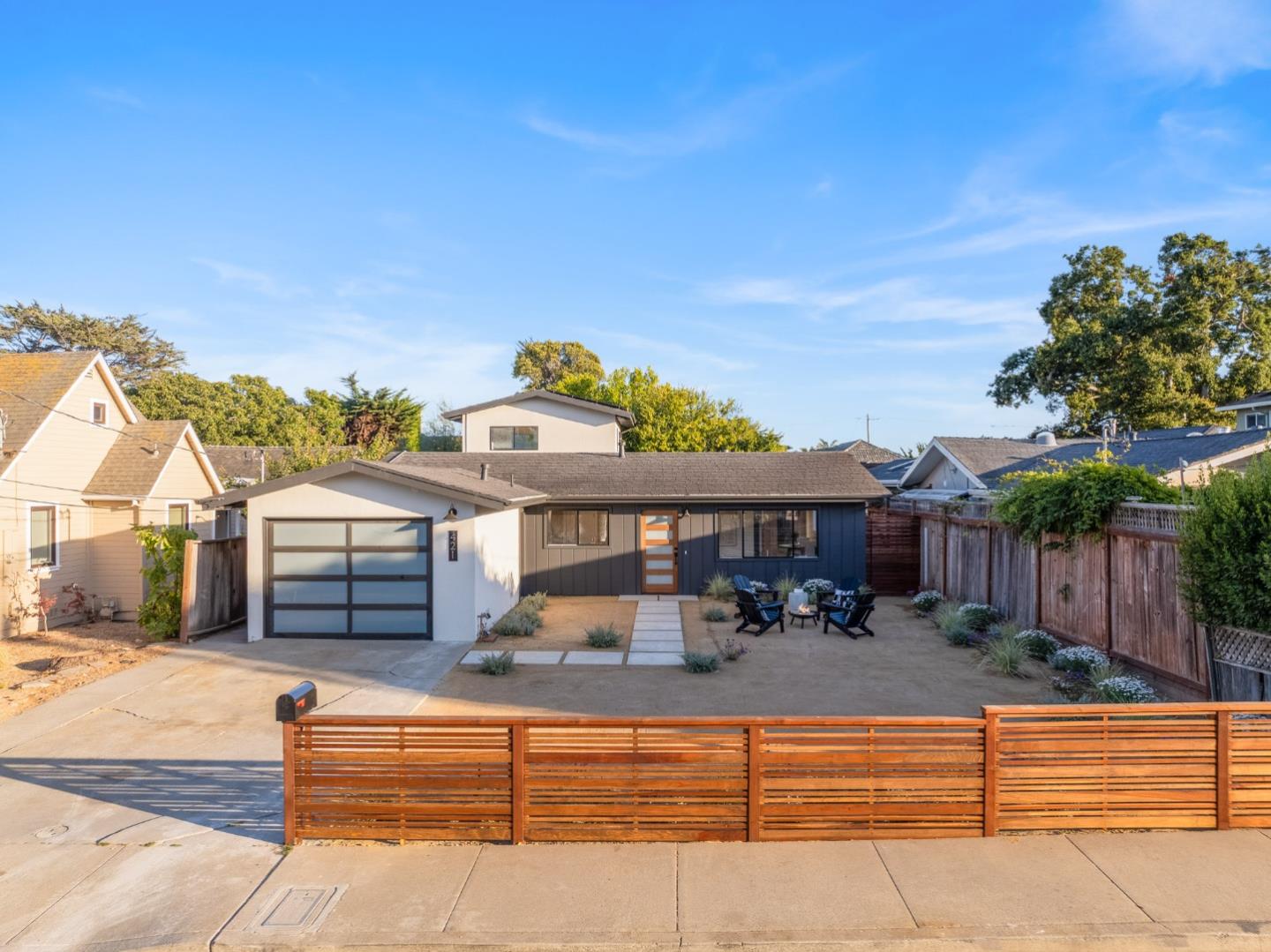 421 Oxford Way