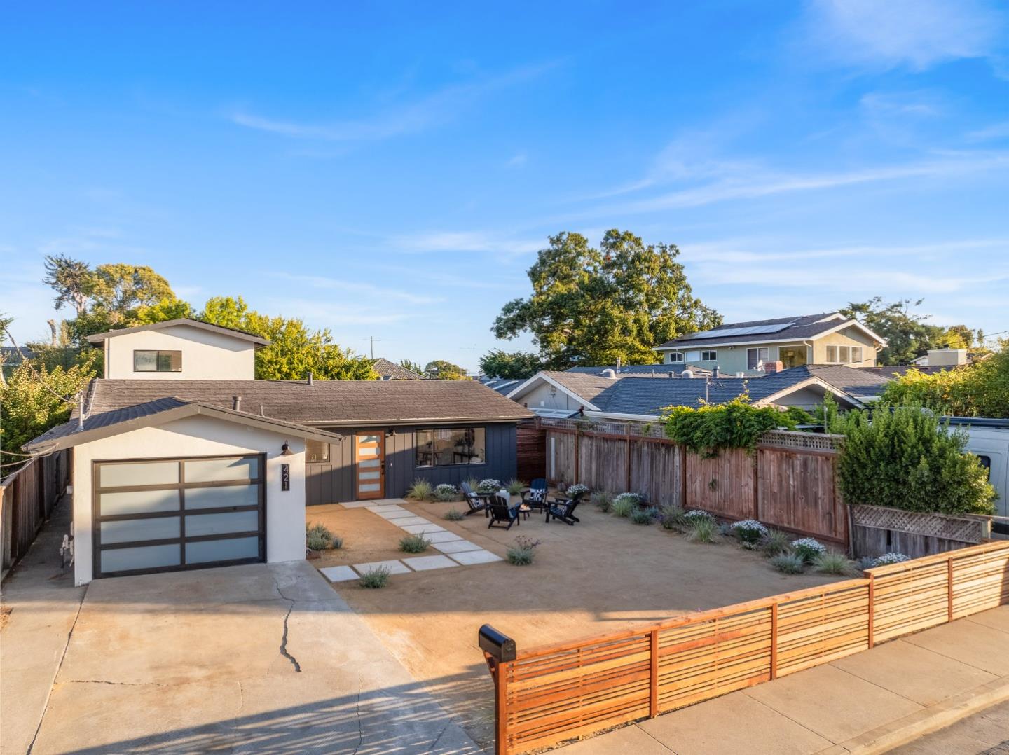 421 Oxford Way
