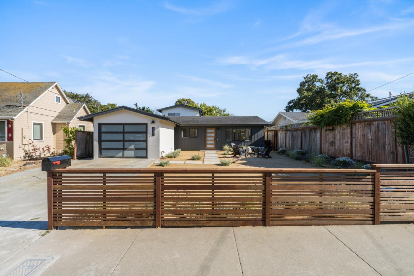 421 Oxford Way