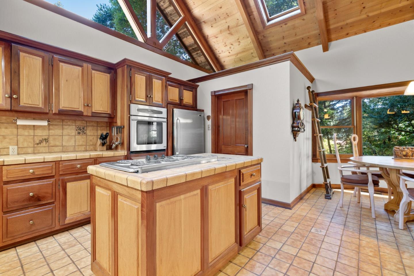 4611 Bonny Doon Road