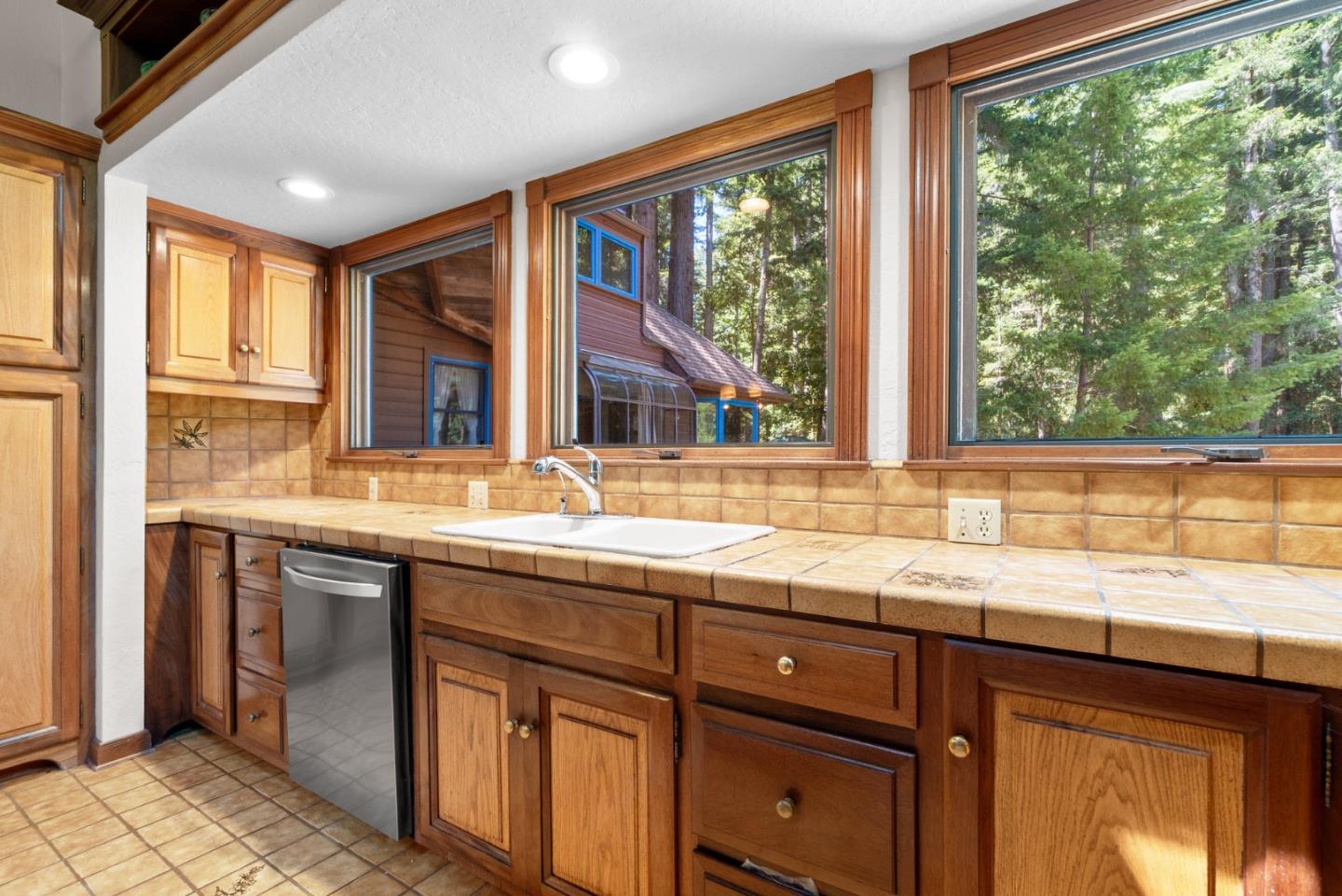 4611 Bonny Doon Road