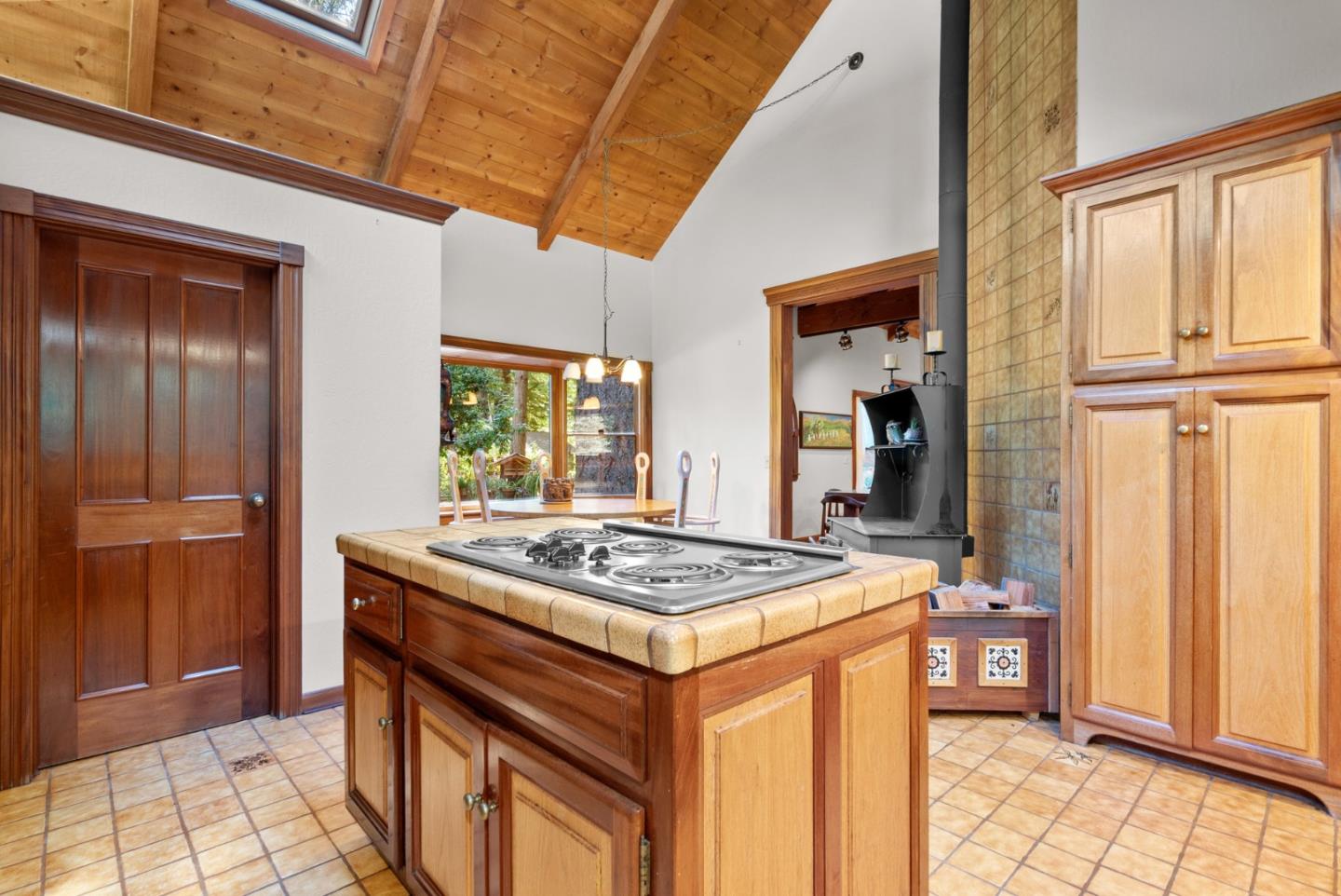 4611 Bonny Doon Road