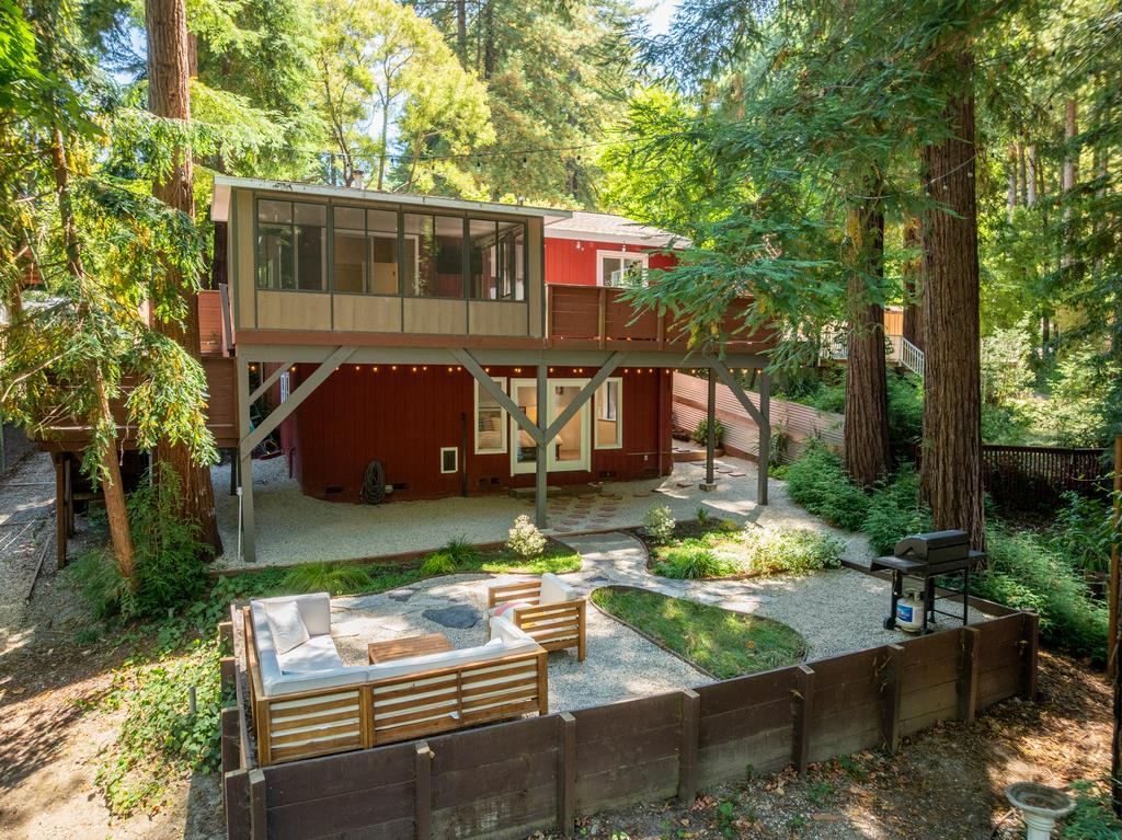 620 Knoll Way