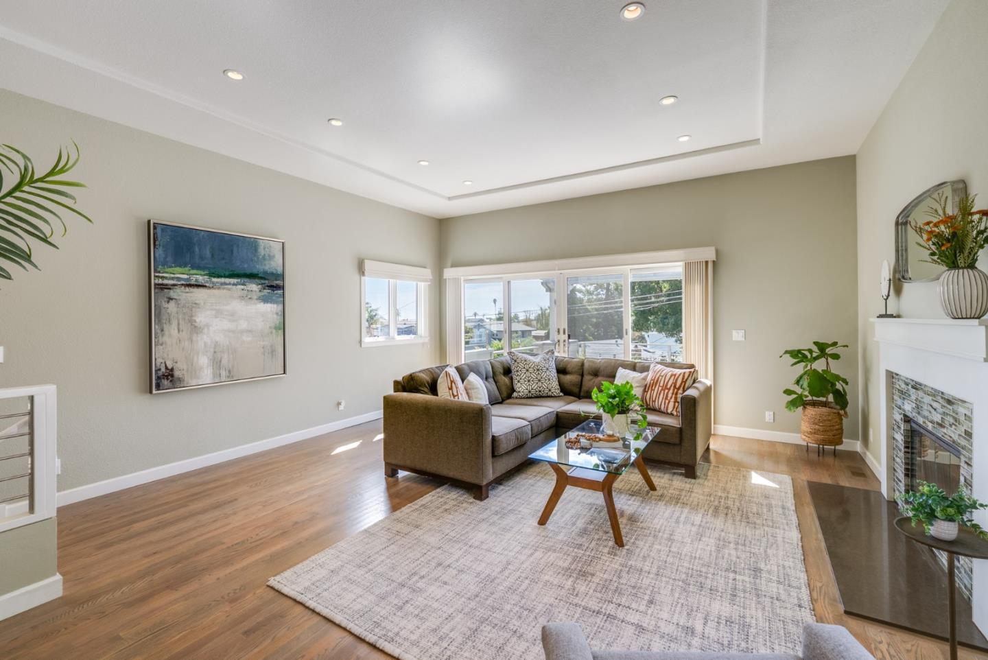 210 Venetian Road