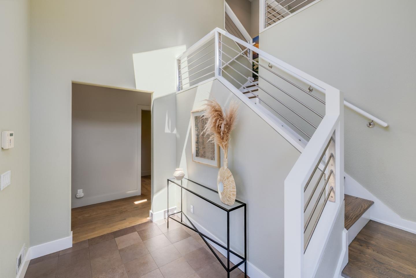 210 Venetian Road