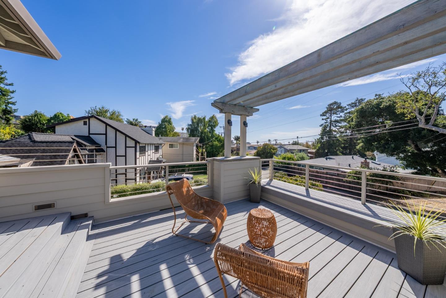 210 Venetian Road