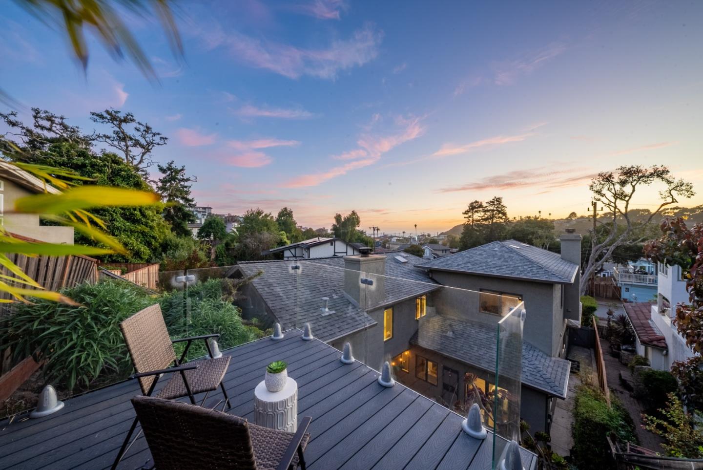 210 Venetian Road