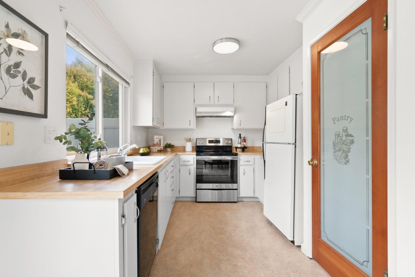 1505 42nd Avenue 7