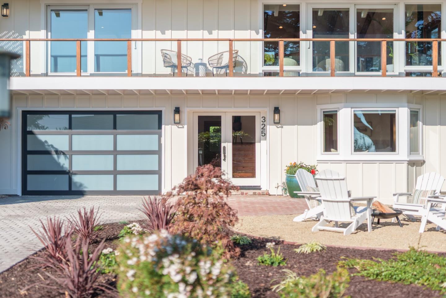 325 Kingsbury Drive