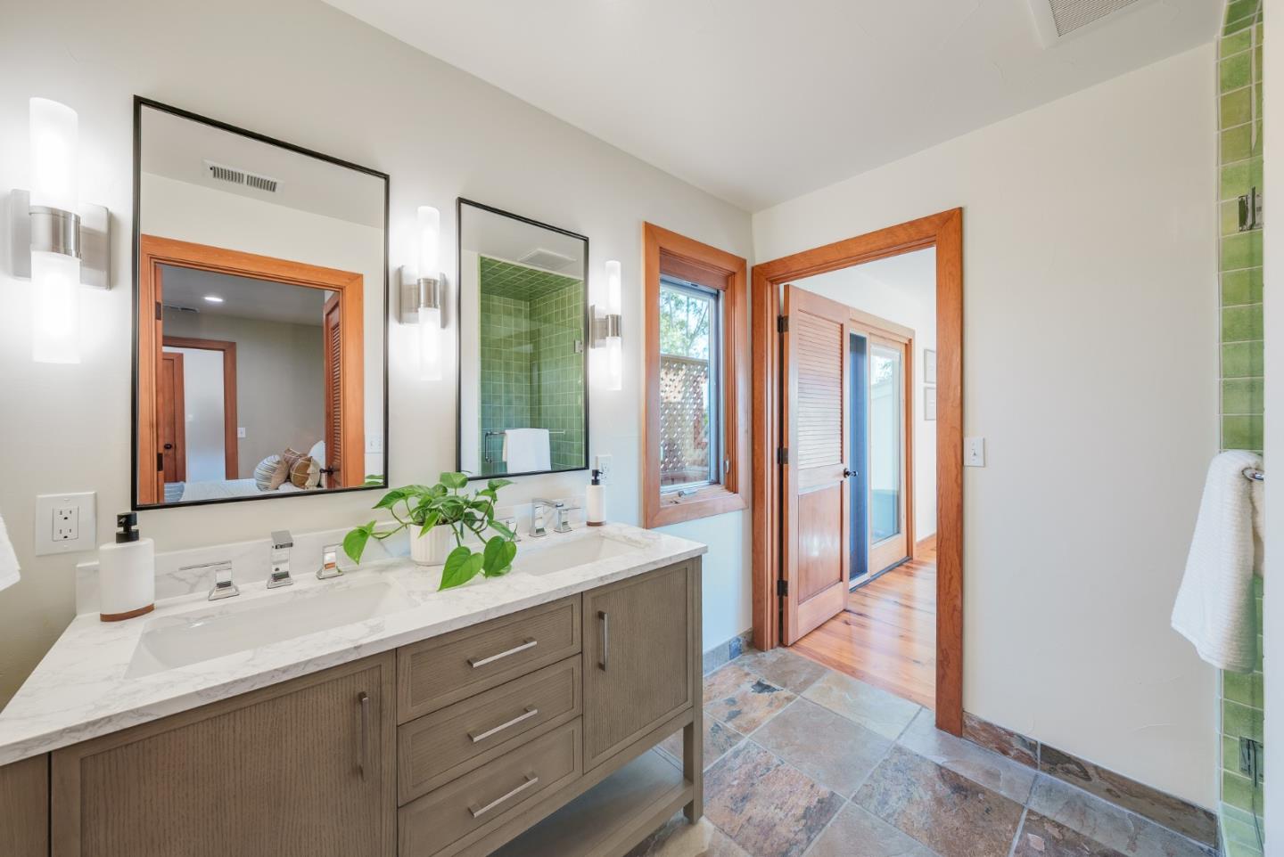 325 Kingsbury Drive