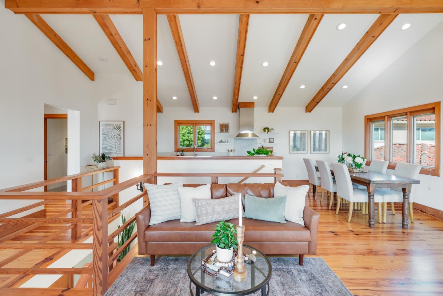 325 Kingsbury Drive