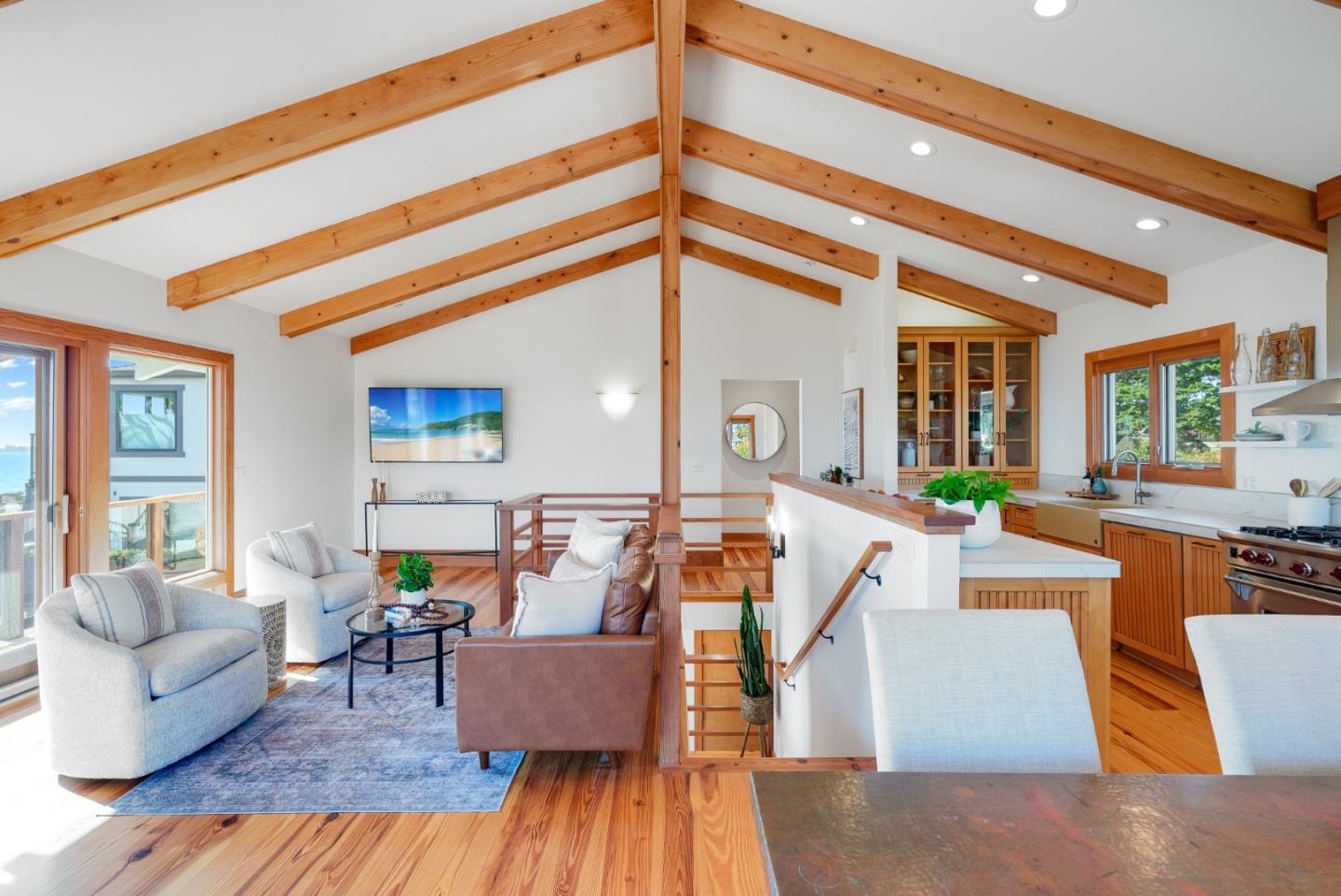 325 Kingsbury Drive