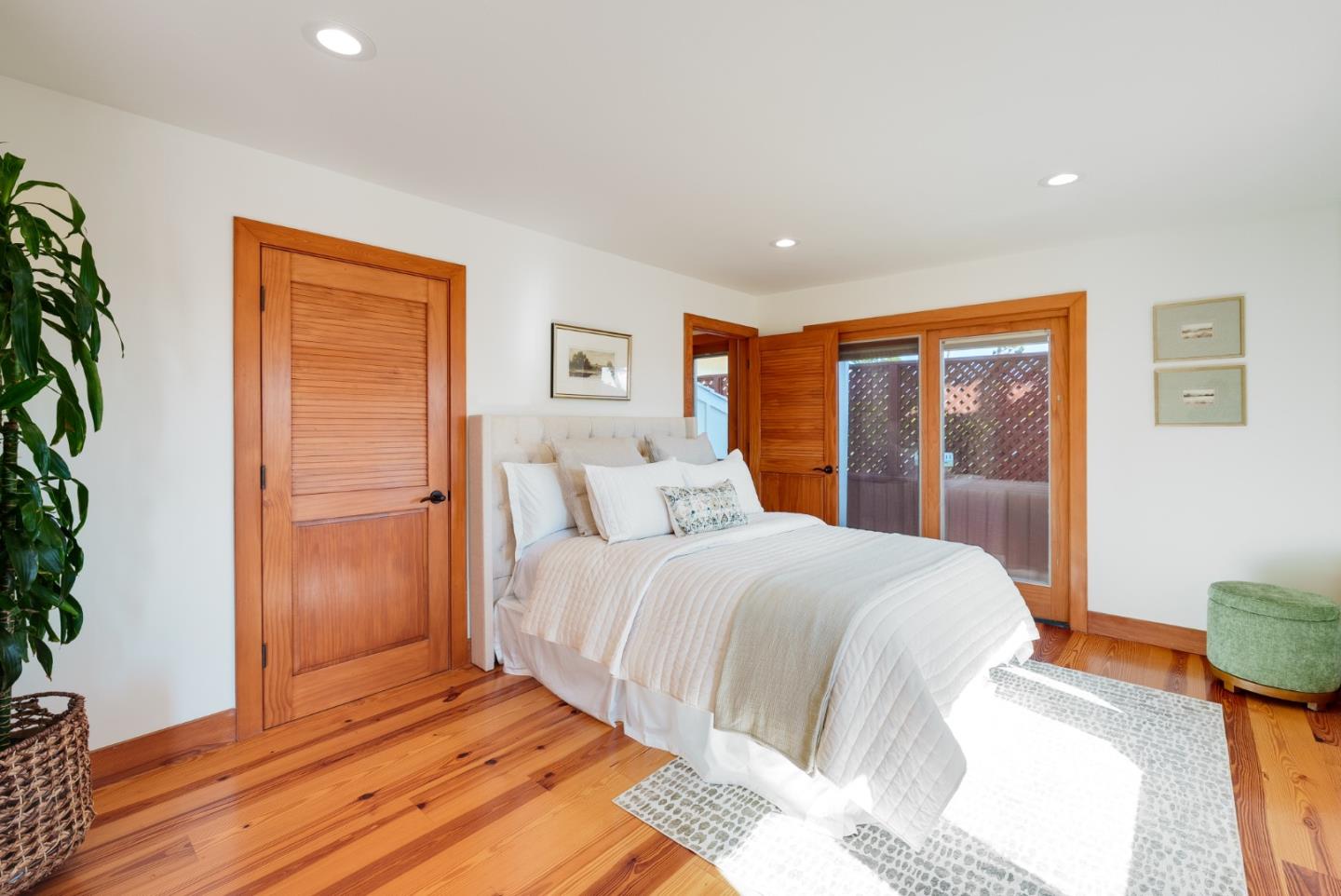 325 Kingsbury Drive