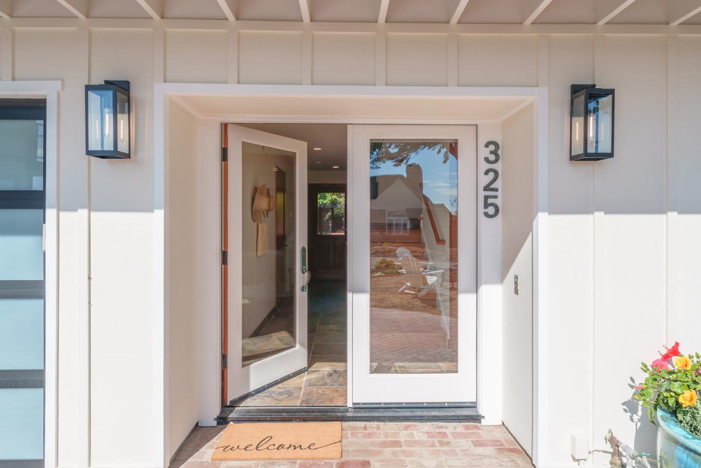 325 Kingsbury Drive
