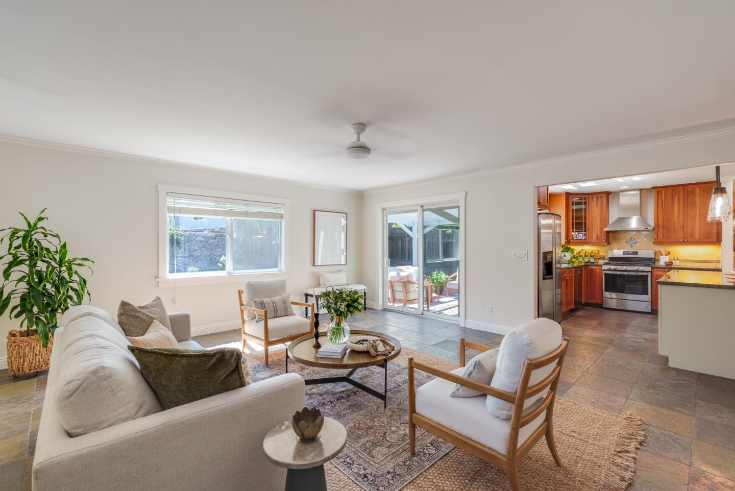 2364 Boxwood Drive