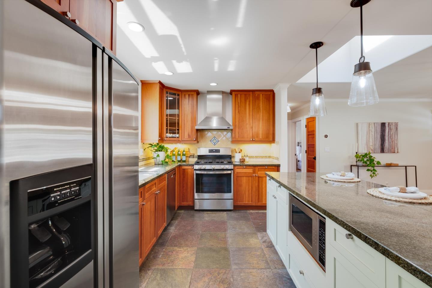 2364 Boxwood Drive