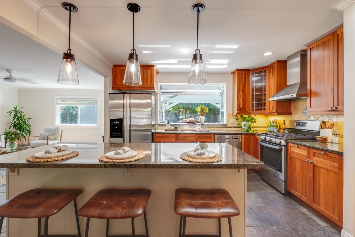2364 Boxwood Drive