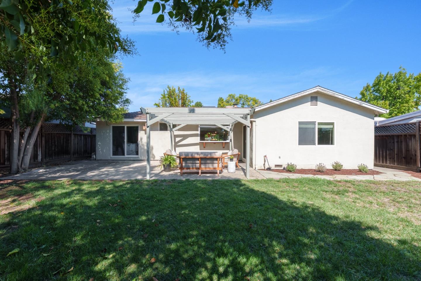 2364 Boxwood Drive