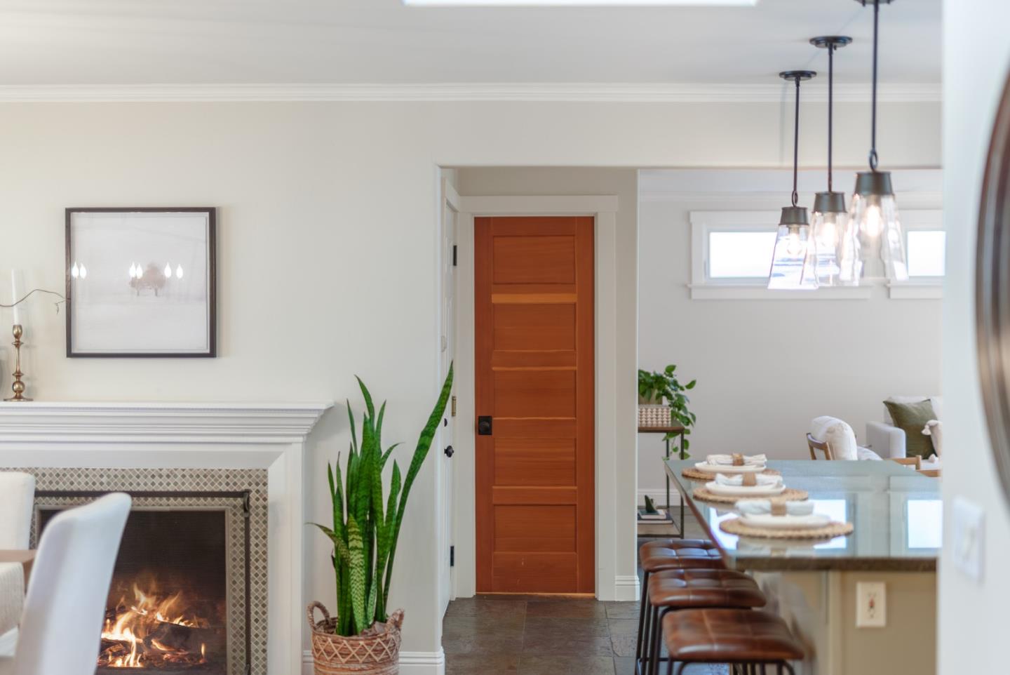 2364 Boxwood Drive