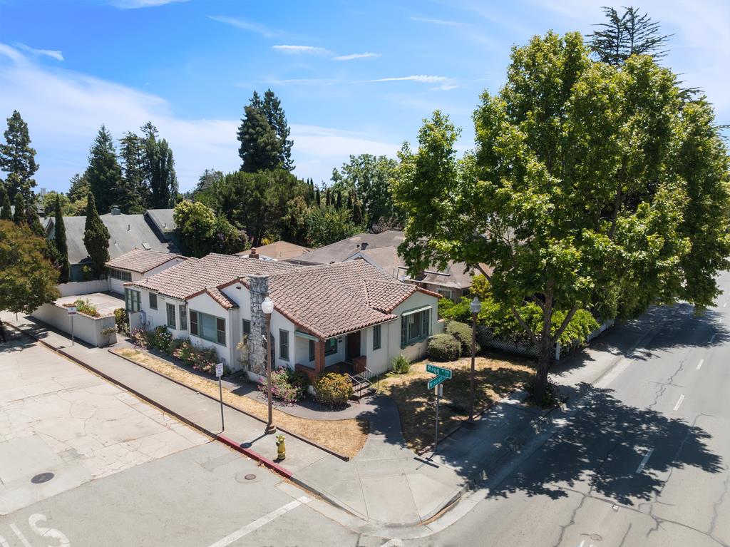 1103 Mission Street