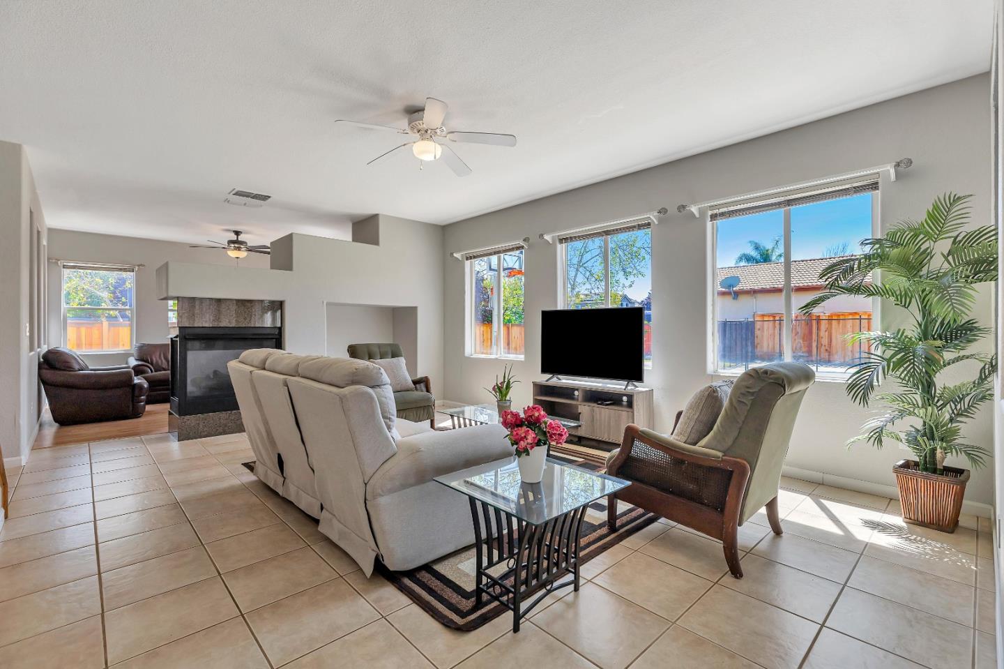 6457 Sonora Pass Way