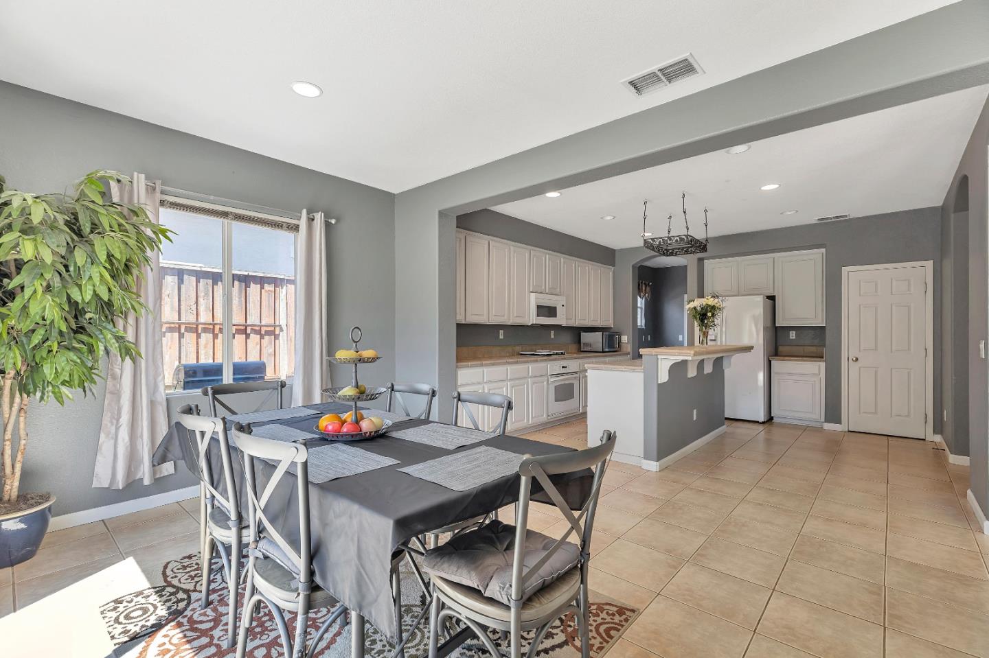 6457 Sonora Pass Way