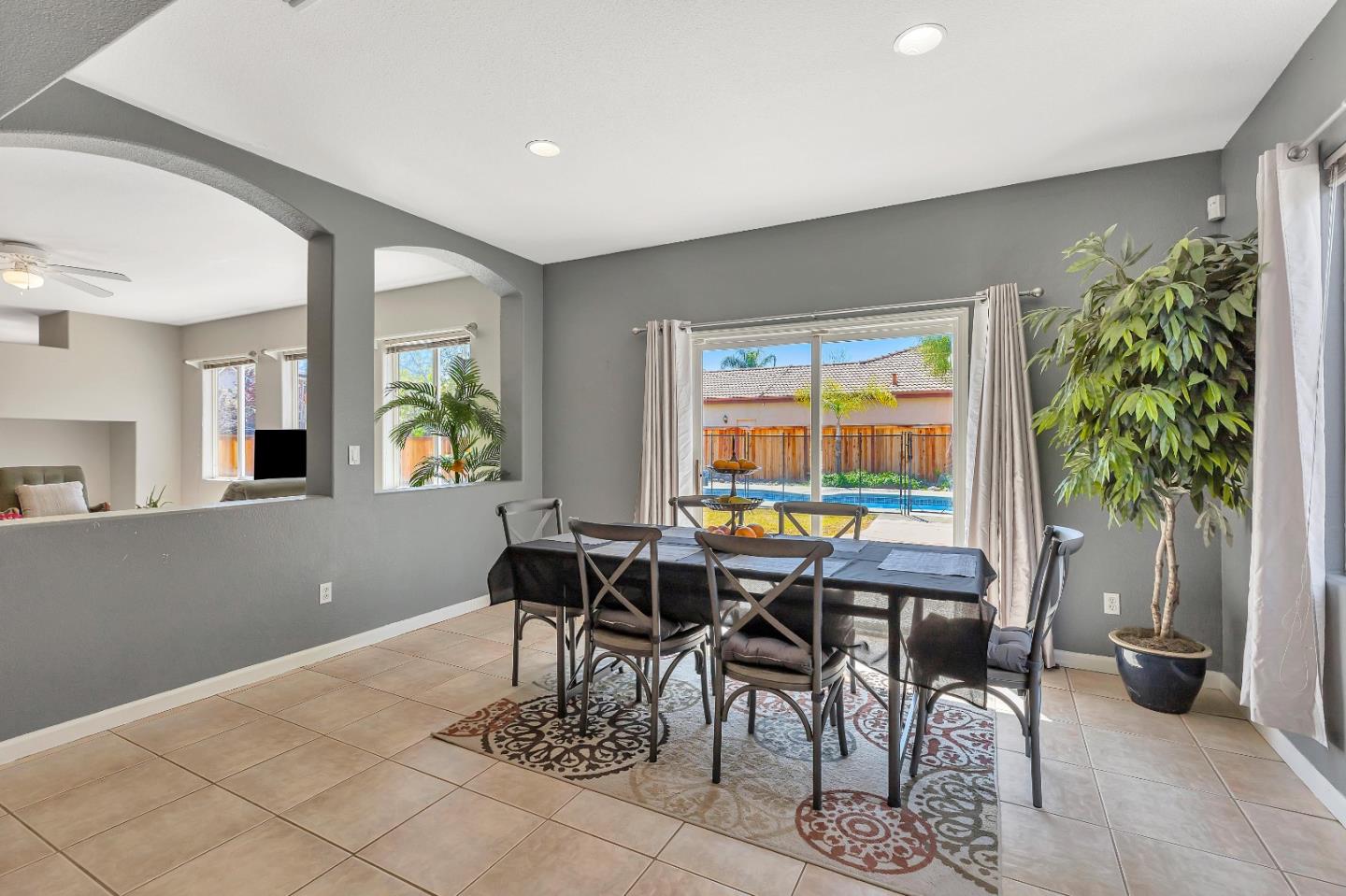 6457 Sonora Pass Way