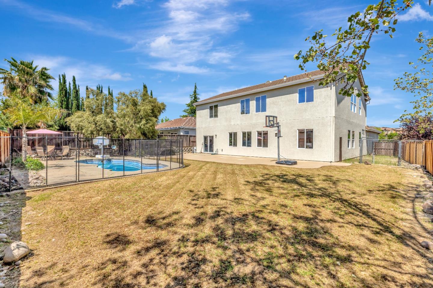 6457 Sonora Pass Way
