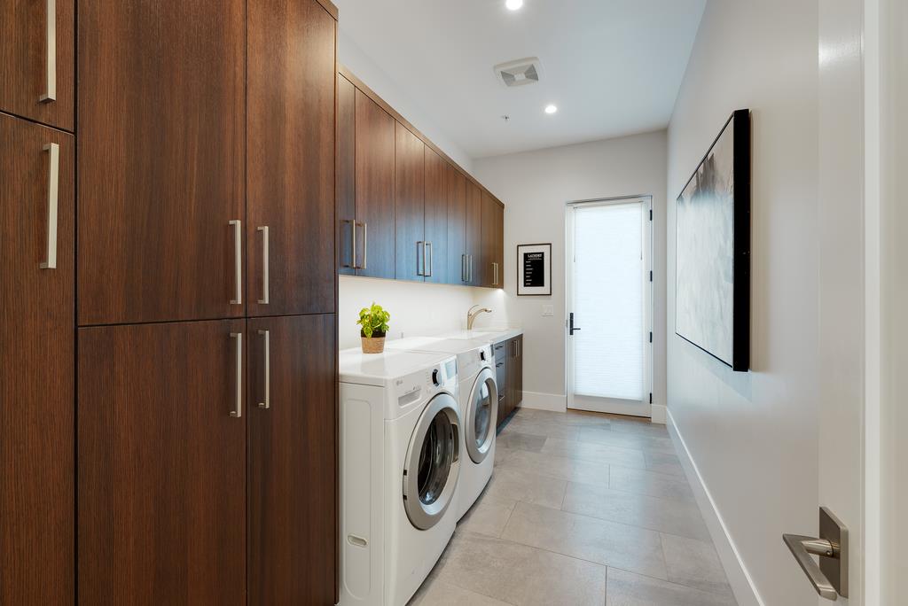 196 Mar Sereno Court