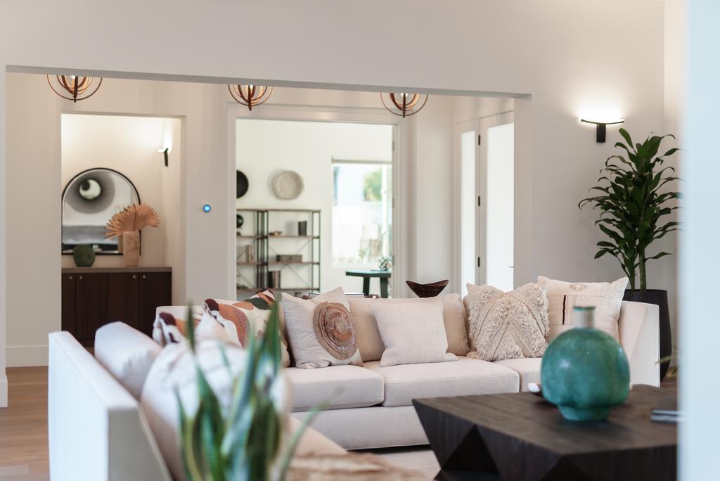 196 Mar Sereno Court