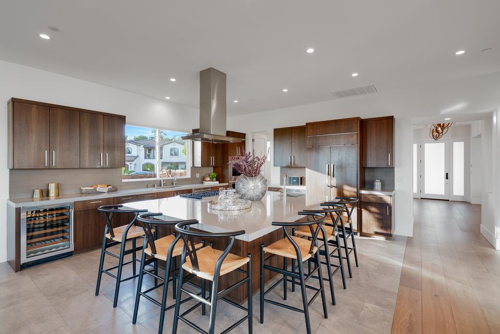 196 Mar Sereno Court