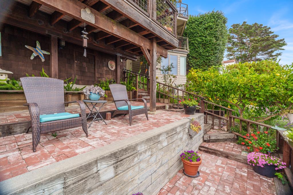 312 Cherry Avenue