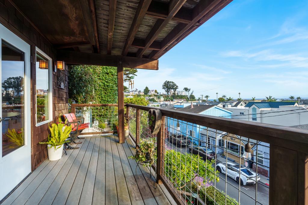 312 Cherry Avenue