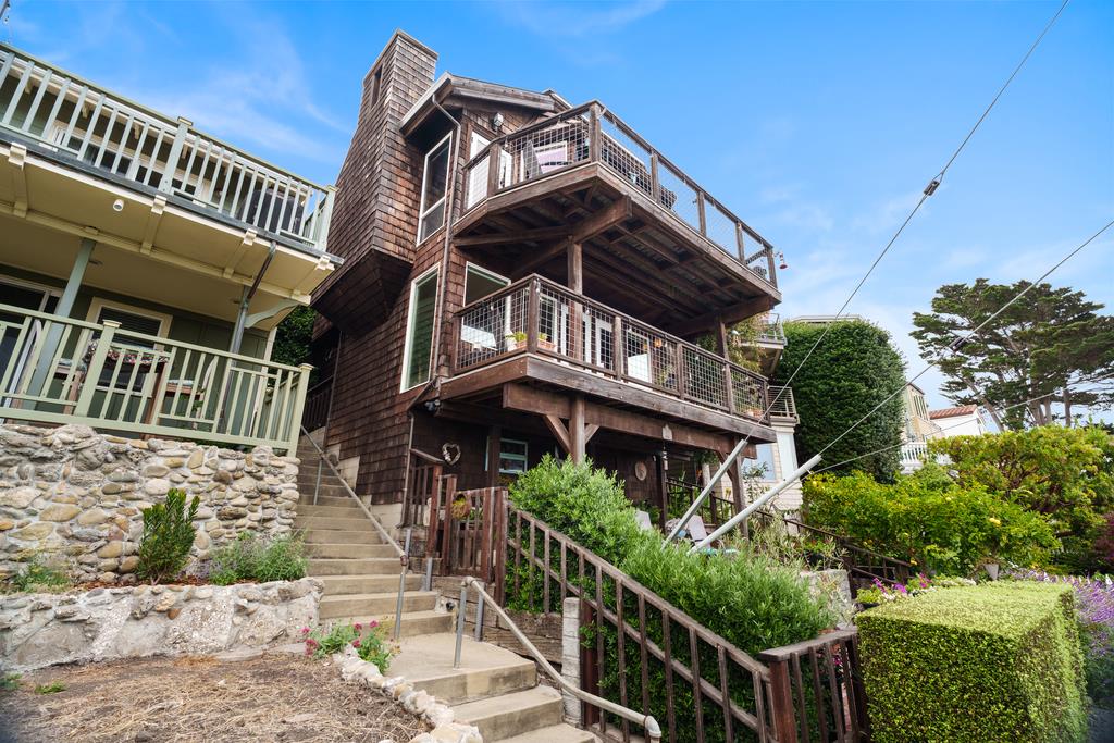 312 Cherry Avenue