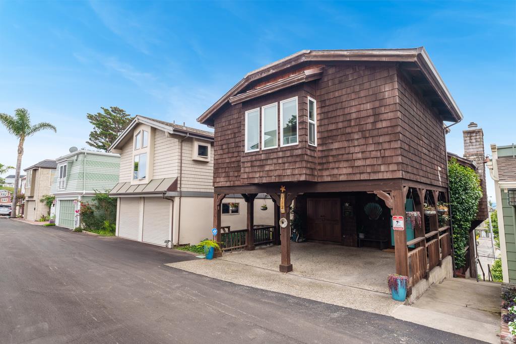312 Cherry Avenue
